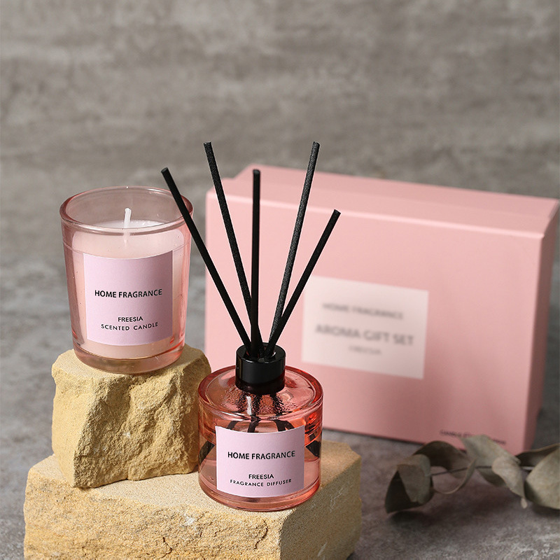 Home Fragrance Long Lasting - プレミアムリードディフューザーとキャンドルギフトセット、長持ちする香り付きフレグランス詰め替え、自宅、オフィス、スパ、パーティー、ギフトに